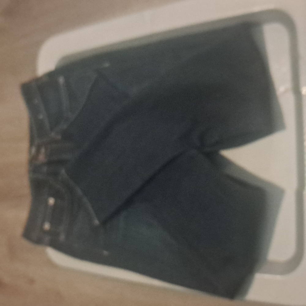 NWT CALVIN KLEIN JEANS - Picture 5 of 9